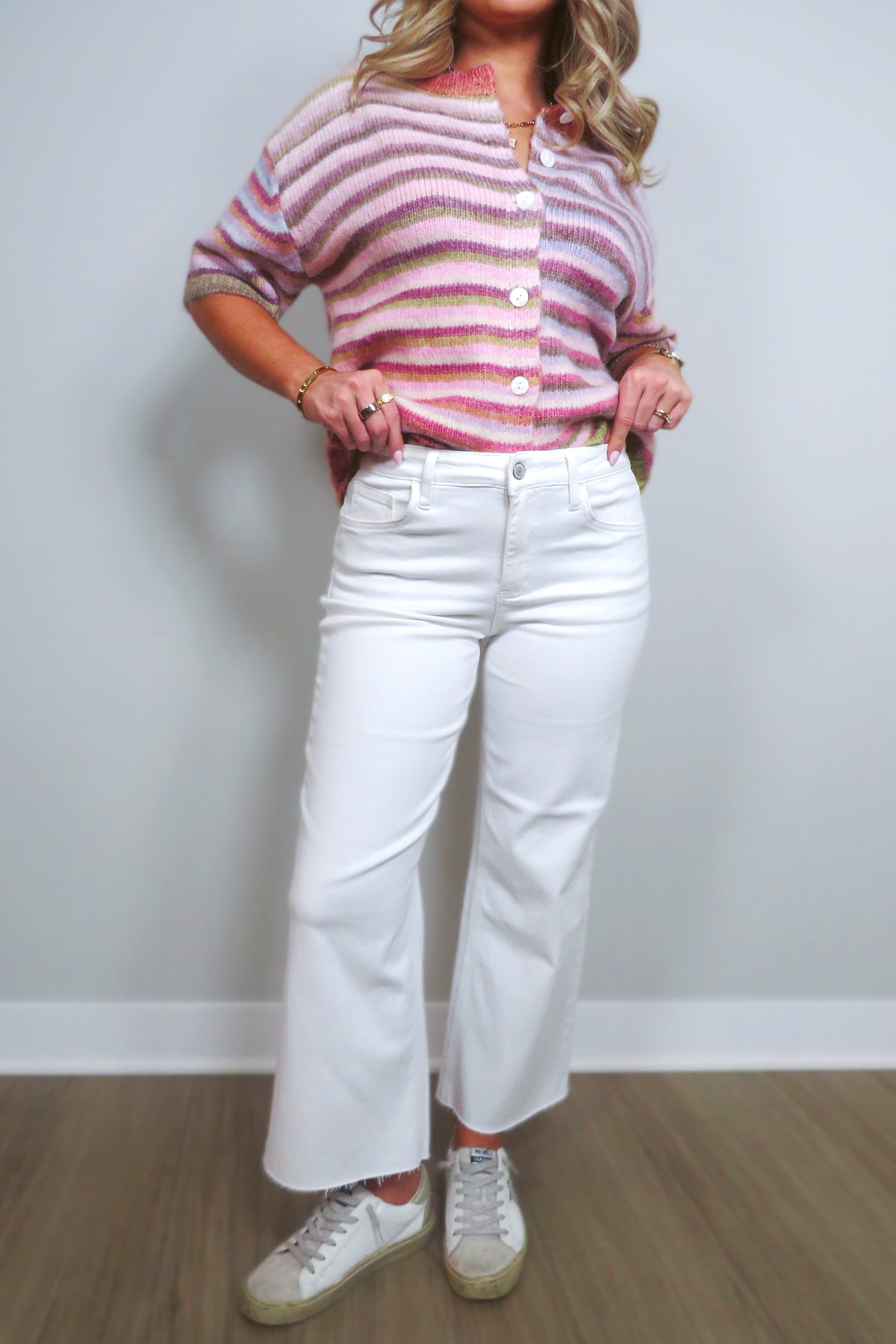 Walk in Grace Wide Leg Cropped Jeans