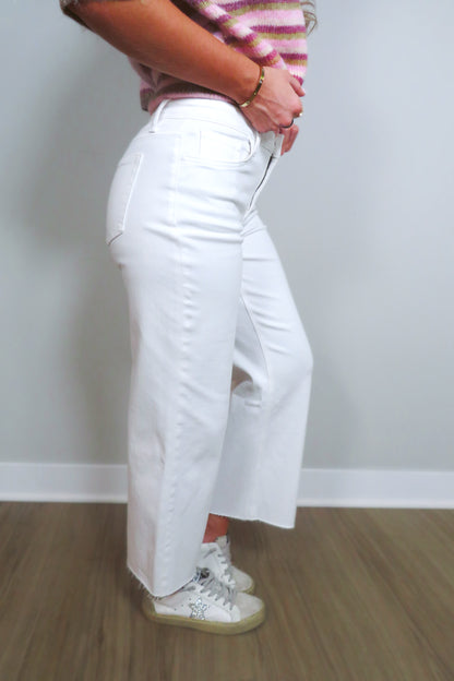 Walk in Grace Wide Leg Cropped Jeans